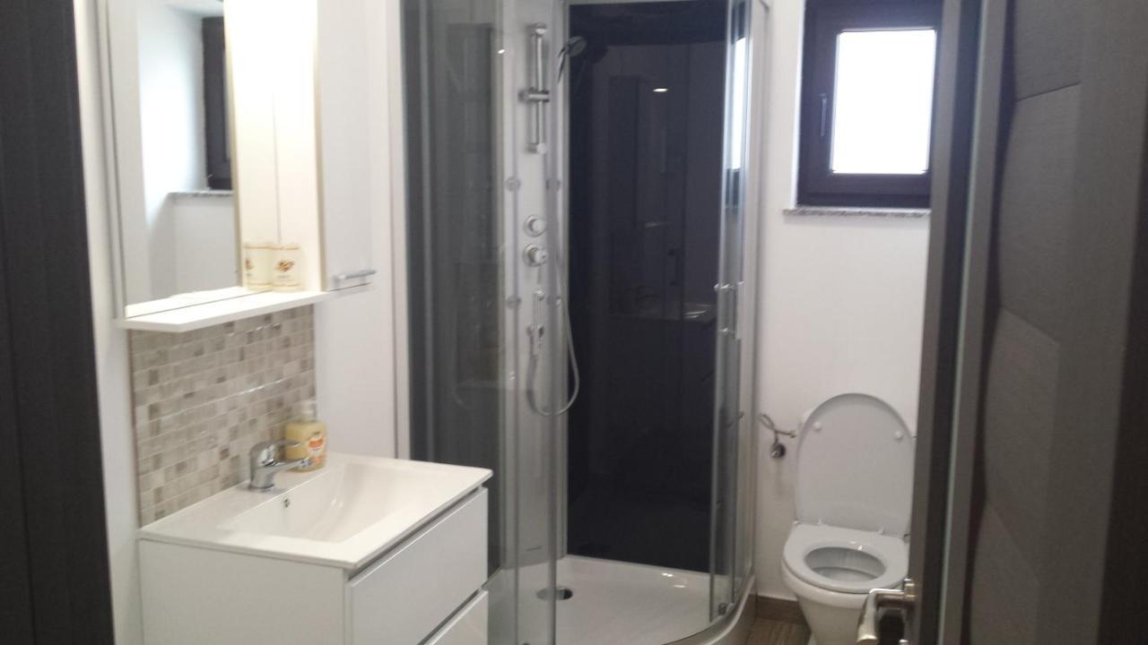 Apartament Mario Rădăuţi Kültér fotó
